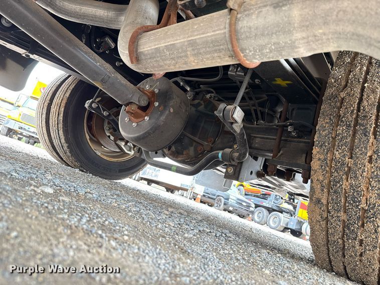 image for item EJ4823 2021 Ford F59 delivery truck