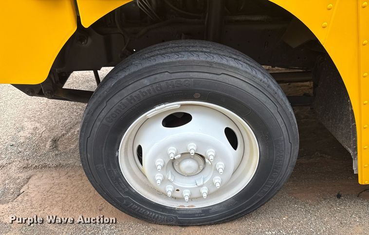 image for item EJ4823 2021 Ford F59 delivery truck