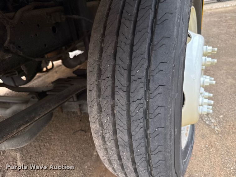 image for item EJ4823 2021 Ford F59 delivery truck