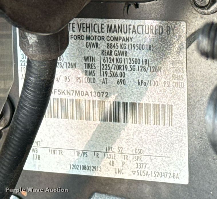 image for item EJ4823 2021 Ford F59 delivery truck