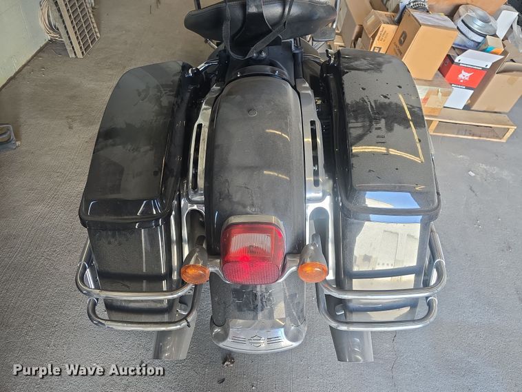 image for item EK5136 2017 Harley-Davidson Police Electra Glide motorcycle