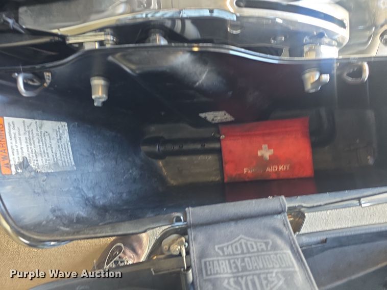 image for item EK5136 2017 Harley-Davidson Police Electra Glide motorcycle