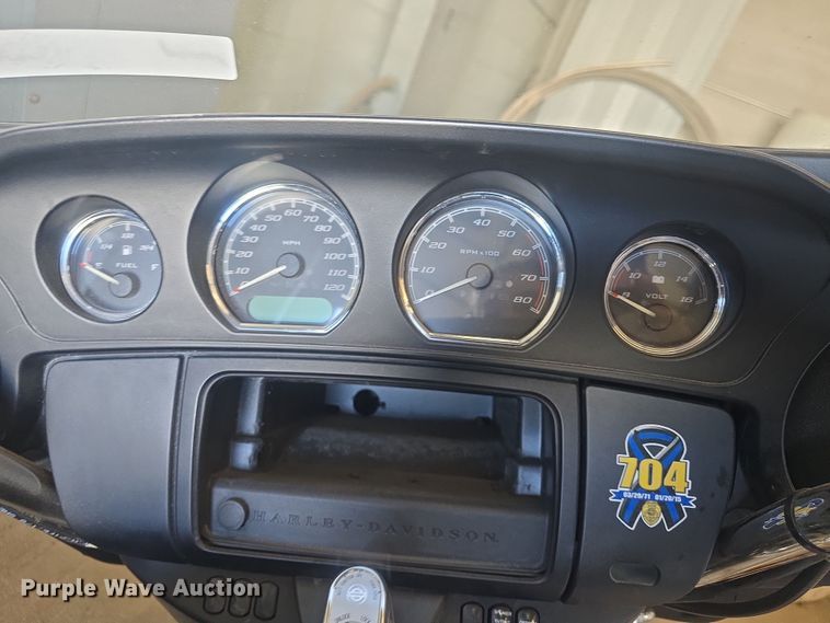 image for item EK5136 2017 Harley-Davidson Police Electra Glide motorcycle