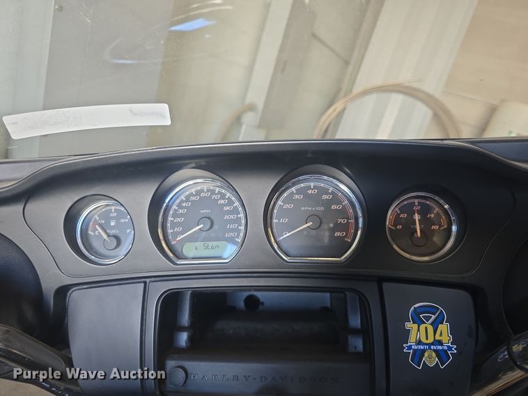 image for item EK5136 2017 Harley-Davidson Police Electra Glide motorcycle