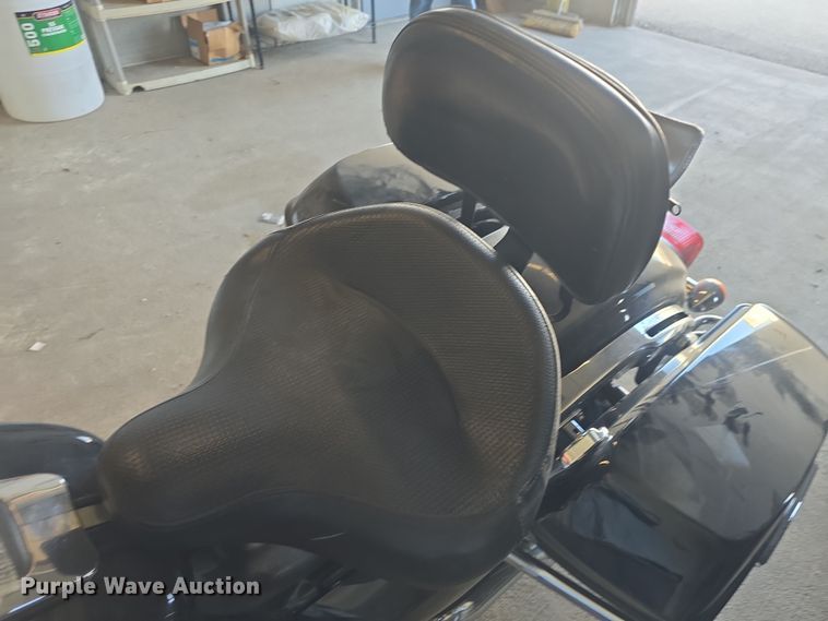 image for item EK5136 2017 Harley-Davidson Police Electra Glide motorcycle