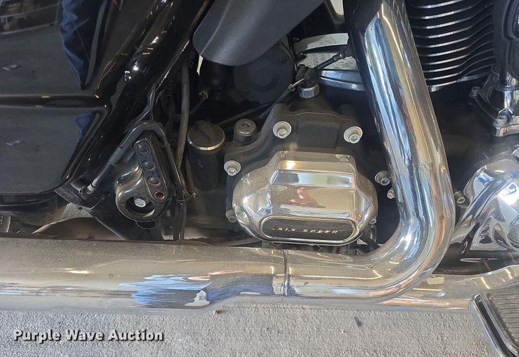 image for item EK5136 2017 Harley-Davidson Police Electra Glide motorcycle