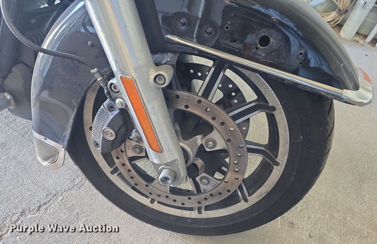 image for item EK5136 2017 Harley-Davidson Police Electra Glide motorcycle