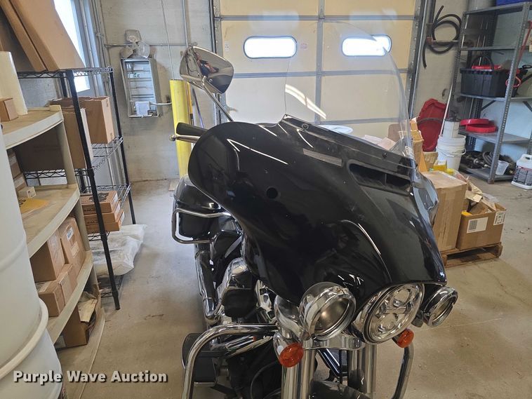 image for item EK5325 2021 Harley-Davidson Police Electra Glide motorcycle