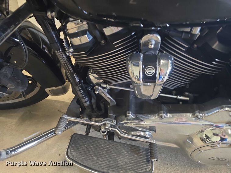 image for item EK5325 2021 Harley-Davidson Police Electra Glide motorcycle