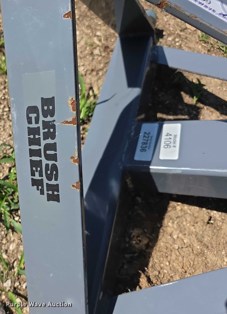 image for item EK5400 Brush Chief 4106  three point blade