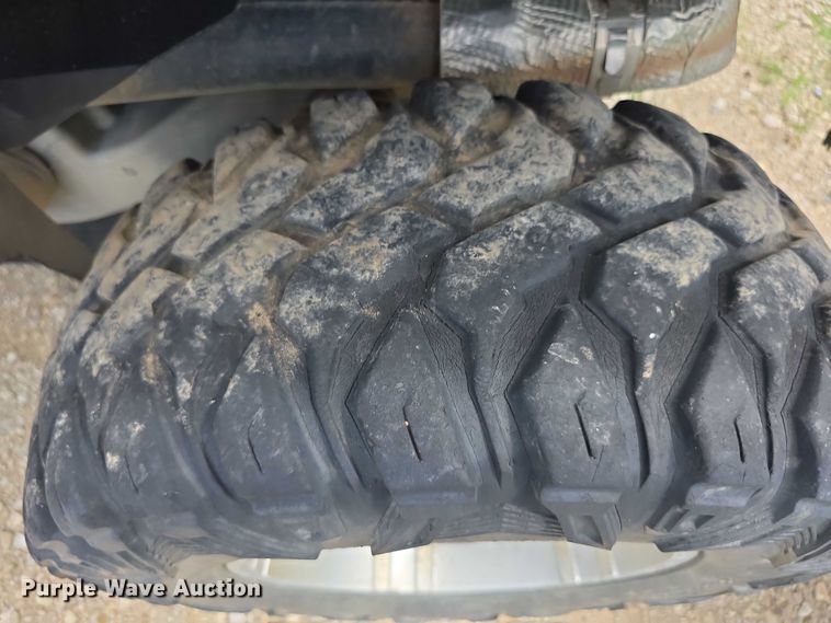 image for item EK5448 2012 John Deere 825i XUV utility vehicle