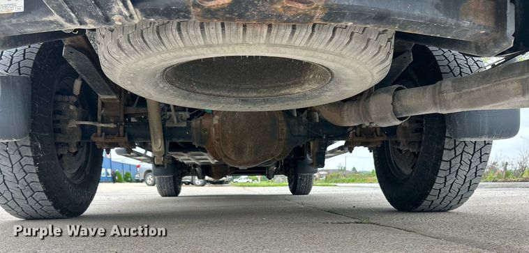 image for item EK8080 2012 Ford F250 Super Duty XL pickup truck