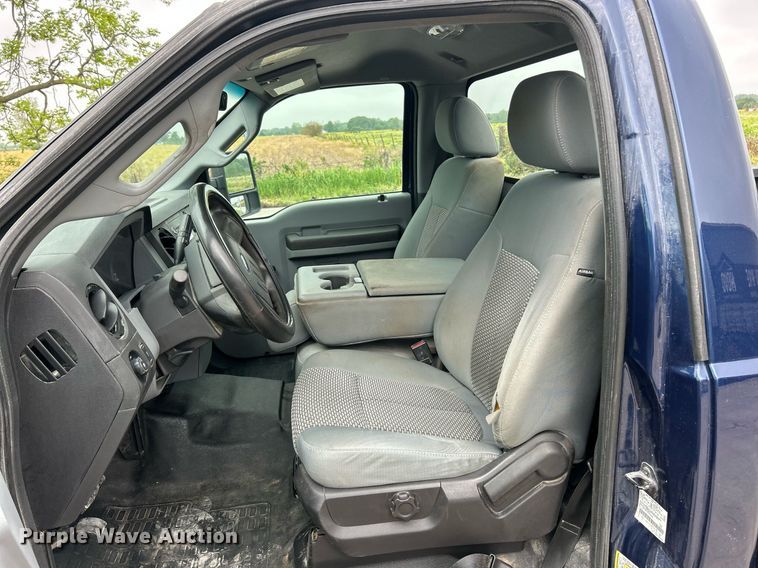 image for item EK8080 2012 Ford F250 Super Duty XL pickup truck