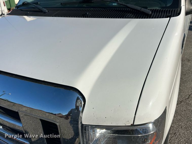 image for item EK8257 2018 Ford E350 Super Duty utility van