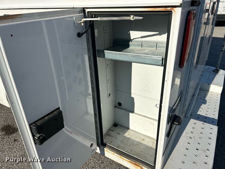 image for item EK8257 2018 Ford E350 Super Duty utility van