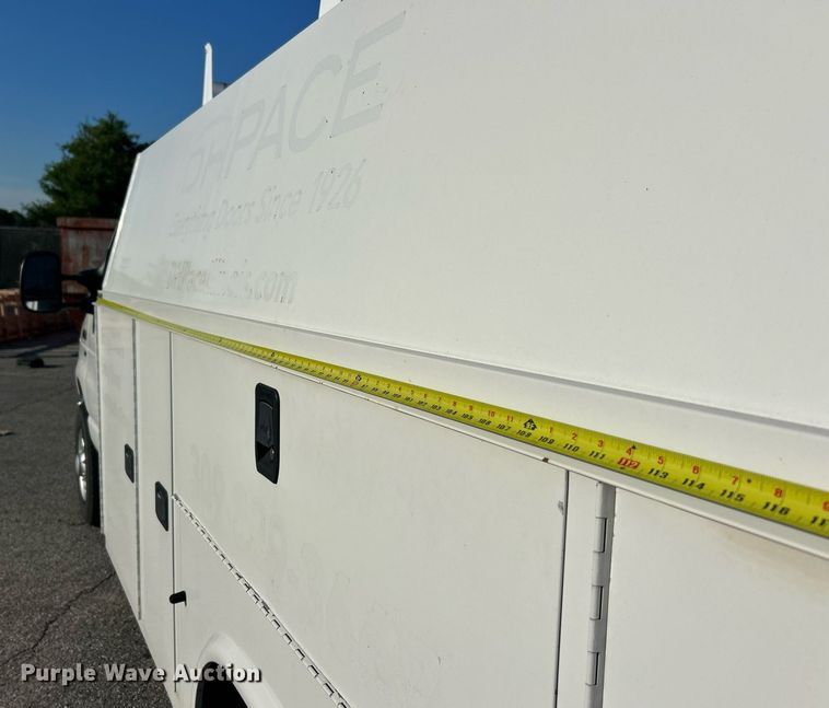 image for item EK8257 2018 Ford E350 Super Duty utility van
