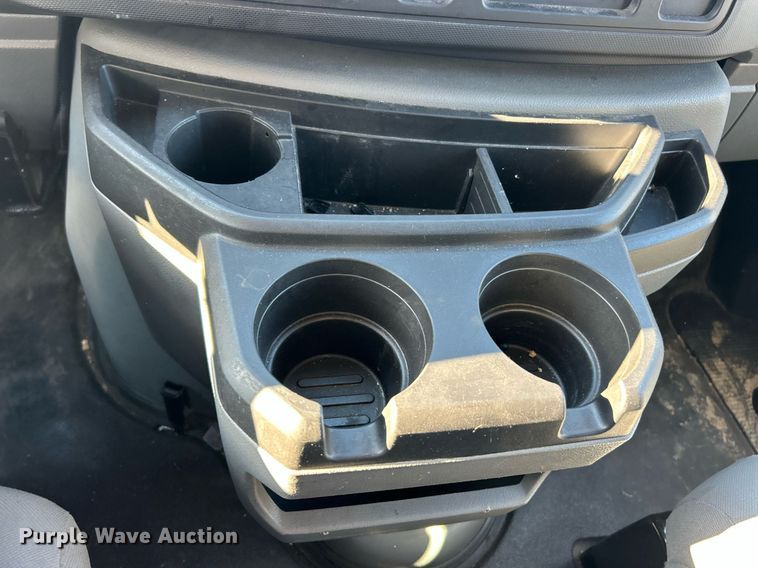 image for item EK8257 2018 Ford E350 Super Duty utility van