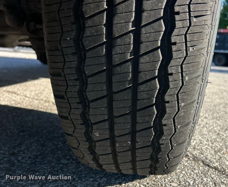 image for item EK8257 2018 Ford E350 Super Duty utility van