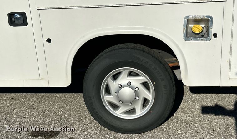 image for item EK8257 2018 Ford E350 Super Duty utility van