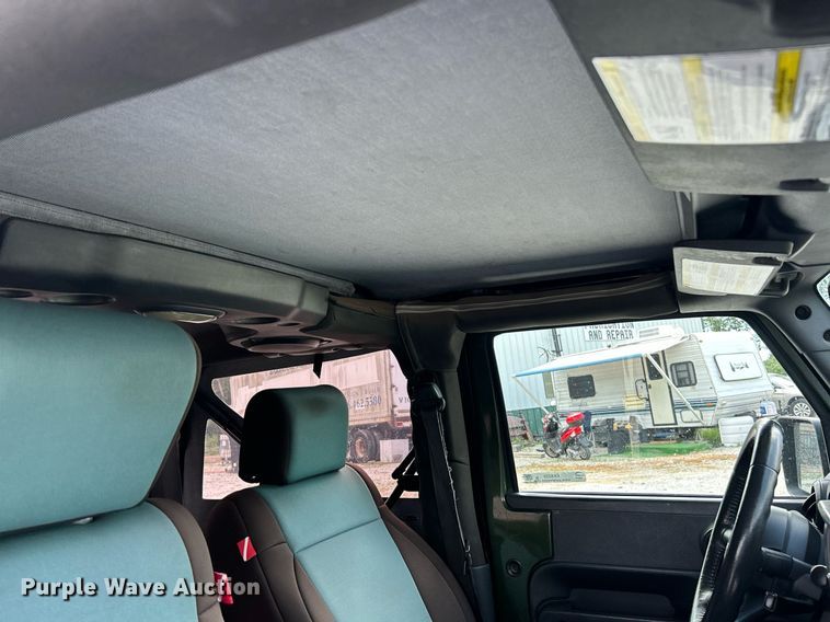 image for item EK8259 2007 Jeep Wrangler Sahara SUV