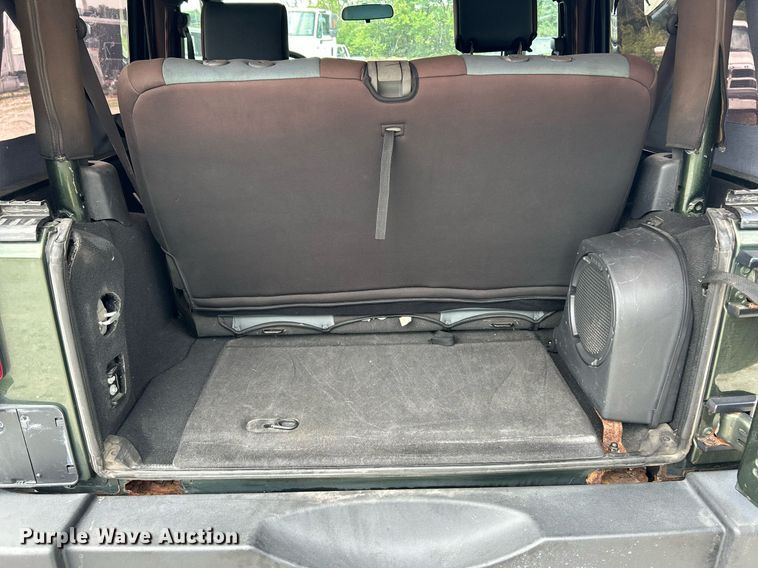 image for item EK8259 2007 Jeep Wrangler Sahara SUV