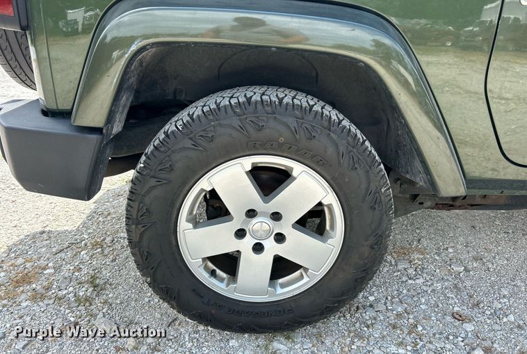 image for item EK8259 2007 Jeep Wrangler Sahara SUV