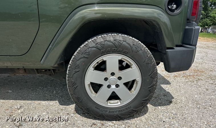 image for item EK8259 2007 Jeep Wrangler Sahara SUV