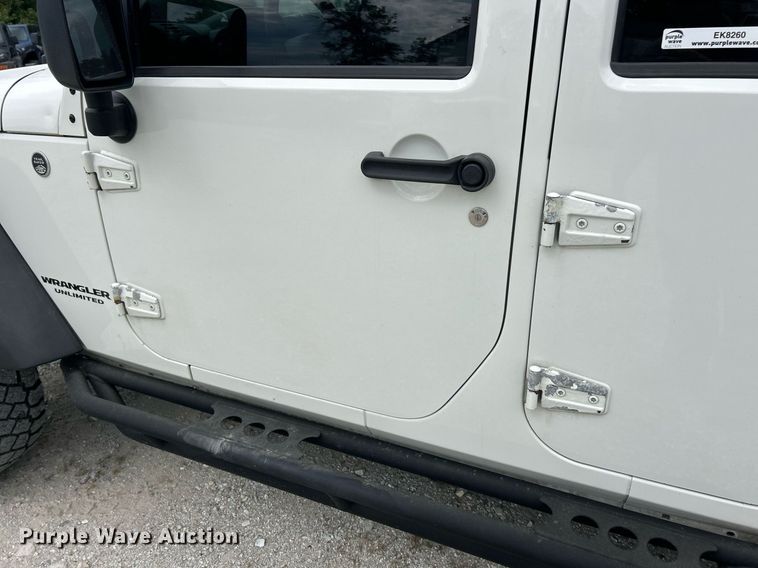 image for item EK8260 2008 Jeep Wrangler Unlimited SUV