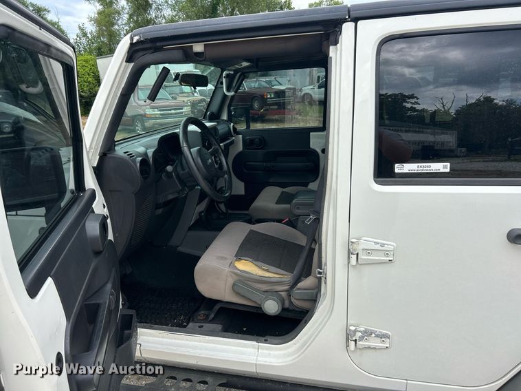 image for item EK8260 2008 Jeep Wrangler Unlimited SUV