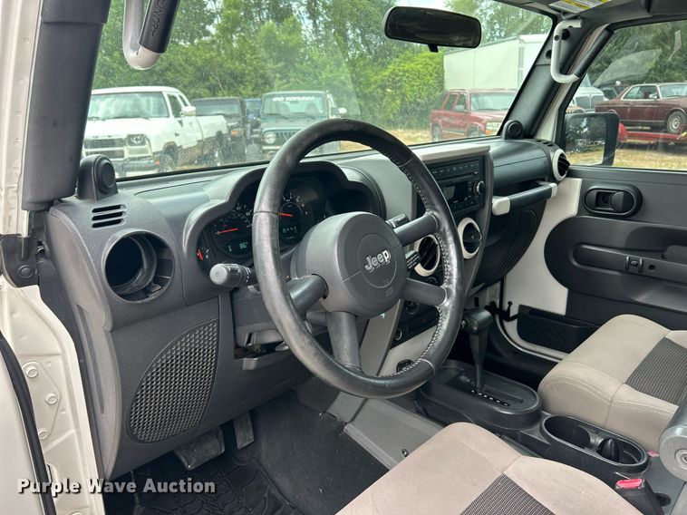 image for item EK8260 2008 Jeep Wrangler Unlimited SUV