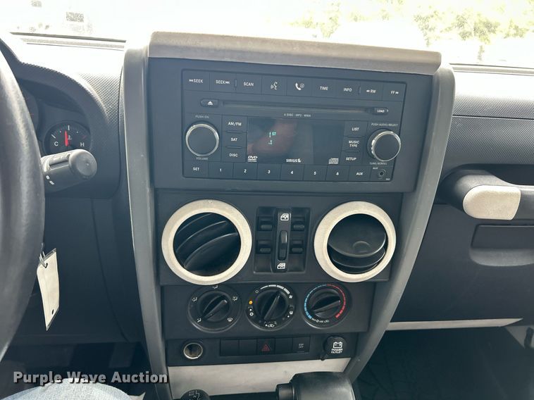 image for item EK8260 2008 Jeep Wrangler Unlimited SUV