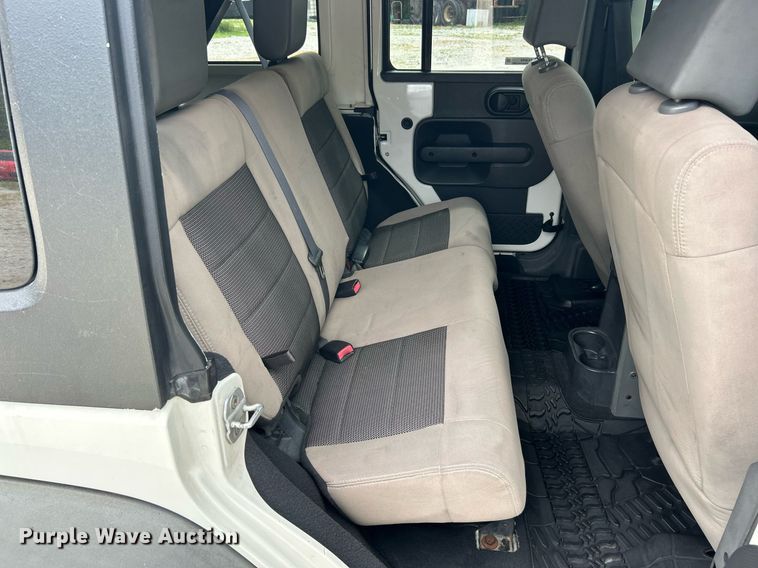 image for item EK8260 2008 Jeep Wrangler Unlimited SUV