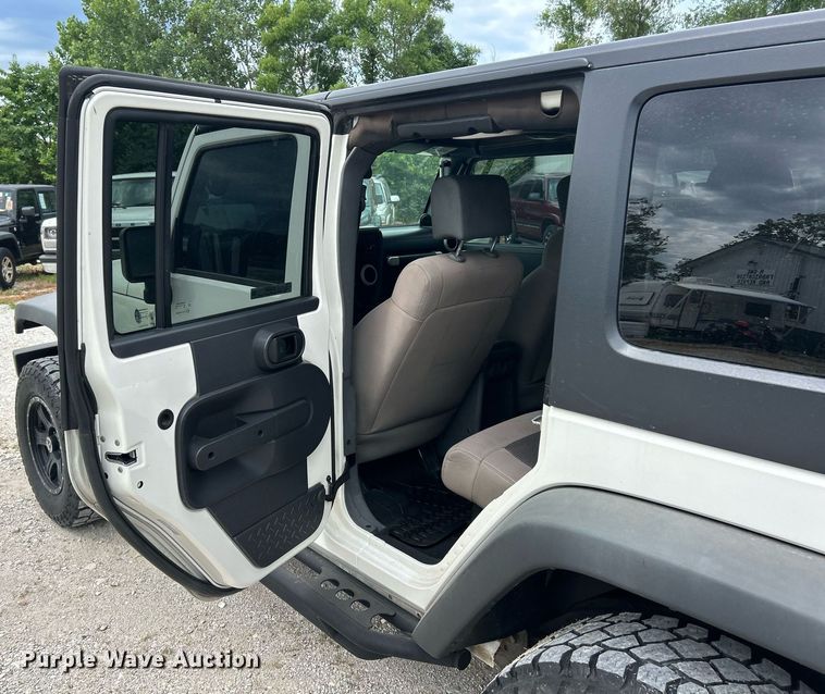 image for item EK8260 2008 Jeep Wrangler Unlimited SUV