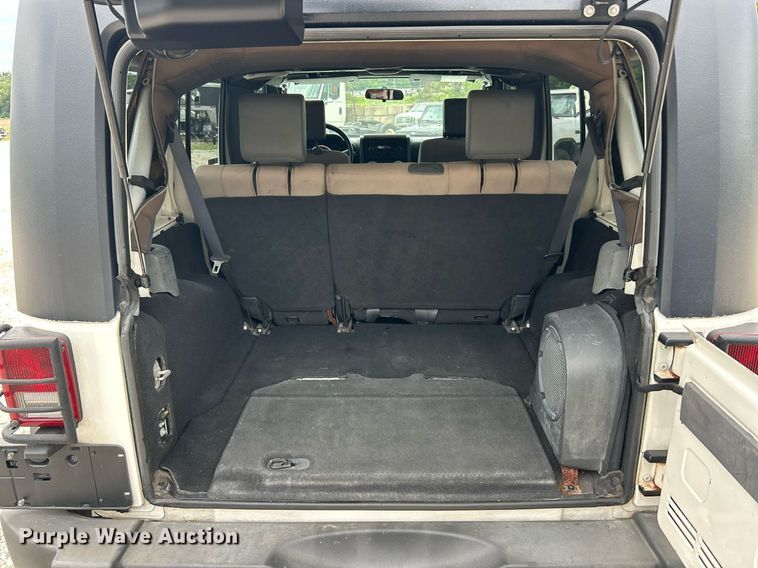 image for item EK8260 2008 Jeep Wrangler Unlimited SUV