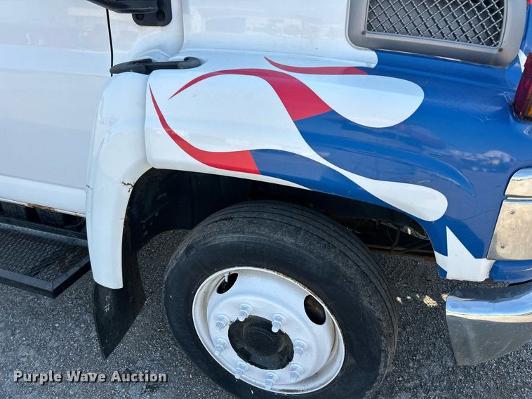 image for item EK8294 2006 GMC C5500 Crew Cab dump flatbed truck