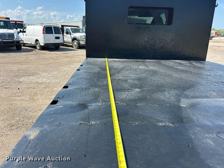 image for item EK8294 2006 GMC C5500 Crew Cab dump flatbed truck