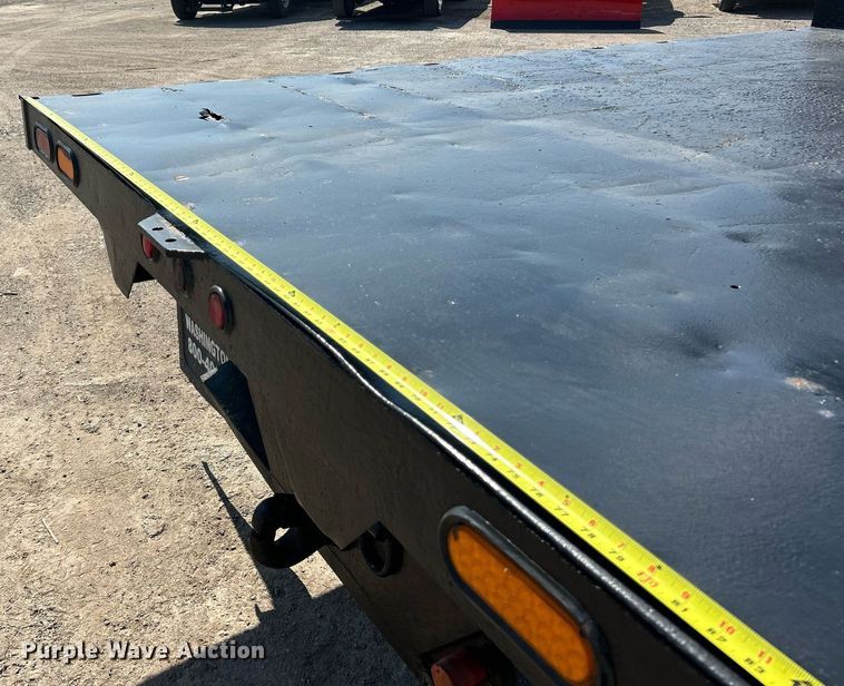 image for item EK8294 2006 GMC C5500 Crew Cab dump flatbed truck