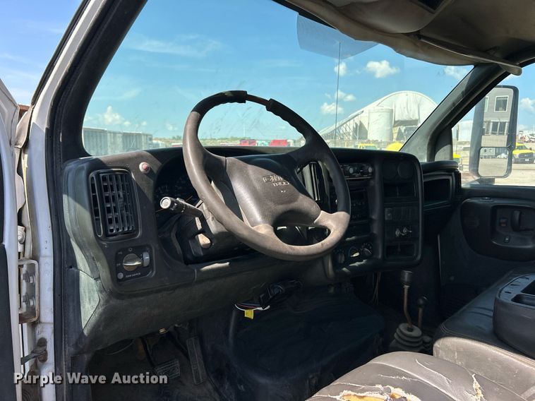 image for item EK8294 2006 GMC C5500 Crew Cab dump flatbed truck