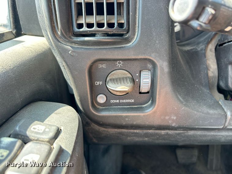 image for item EK8294 2006 GMC C5500 Crew Cab dump flatbed truck