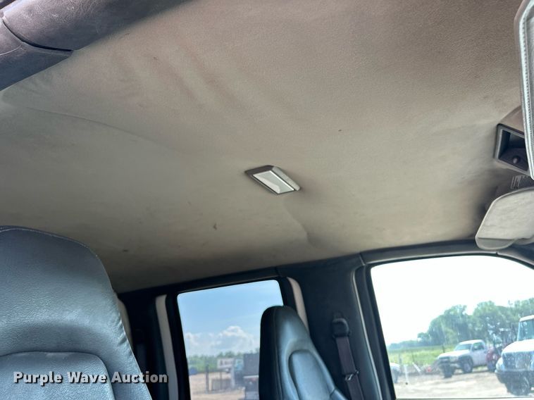 image for item EK8294 2006 GMC C5500 Crew Cab dump flatbed truck