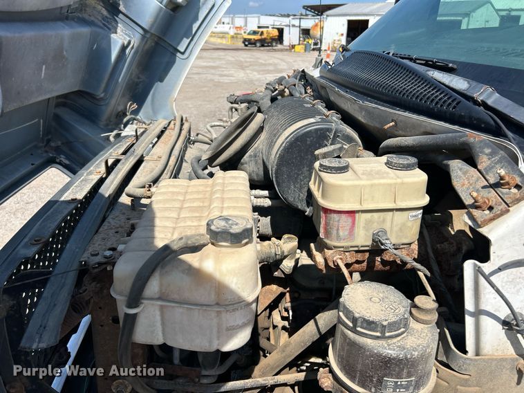 image for item EK8294 2006 GMC C5500 Crew Cab dump flatbed truck