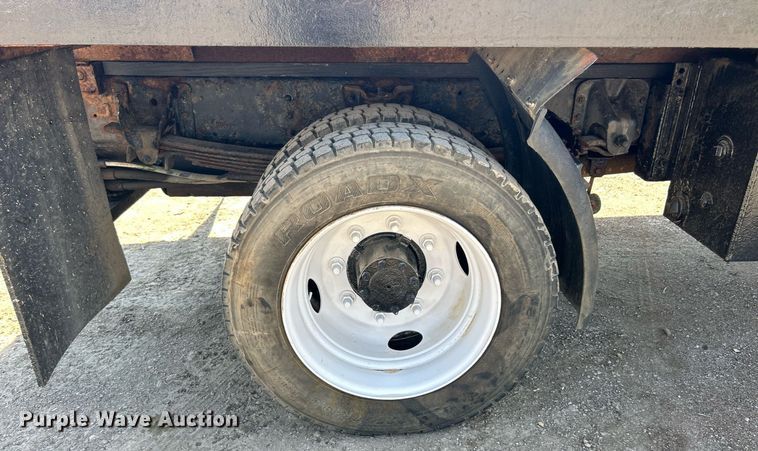 image for item EK8294 2006 GMC C5500 Crew Cab dump flatbed truck