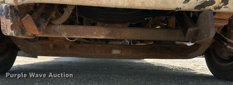 image for item EK8296 2006 Chevrolet C5500 Crew Cab flatbed truck