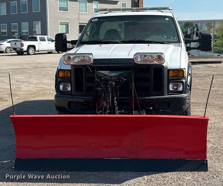 image for item EK8297 2009 Ford F350 Super Duty XL pickup truck