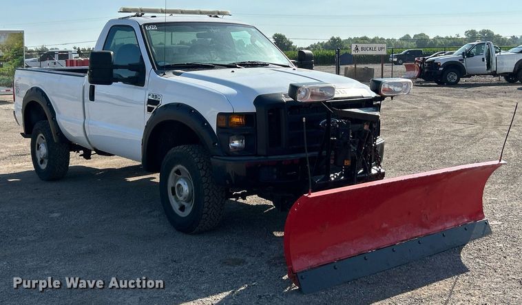 image for item EK8297 2009 Ford F350 Super Duty XL pickup truck
