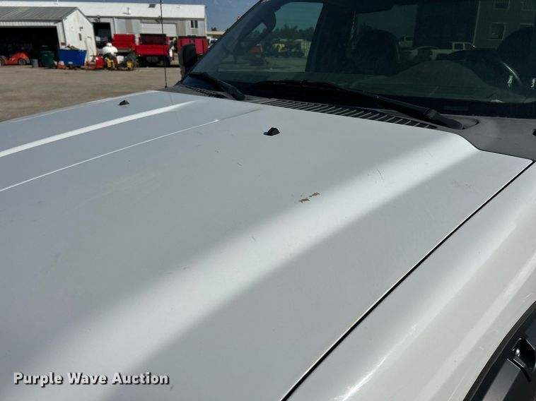 image for item EK8297 2009 Ford F350 Super Duty XL pickup truck