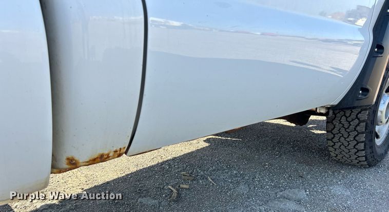 image for item EK8297 2009 Ford F350 Super Duty XL pickup truck