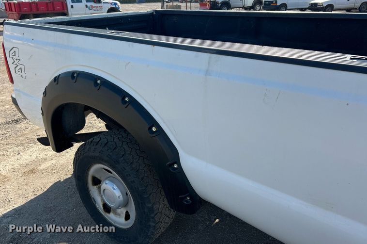 image for item EK8297 2009 Ford F350 Super Duty XL pickup truck