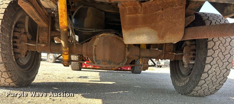 image for item EK8297 2009 Ford F350 Super Duty XL pickup truck