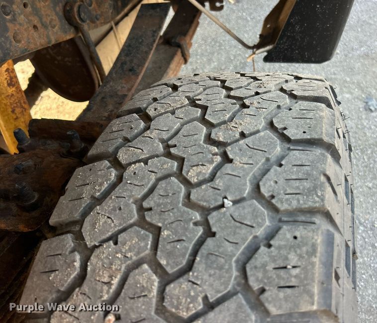 image for item EK8297 2009 Ford F350 Super Duty XL pickup truck